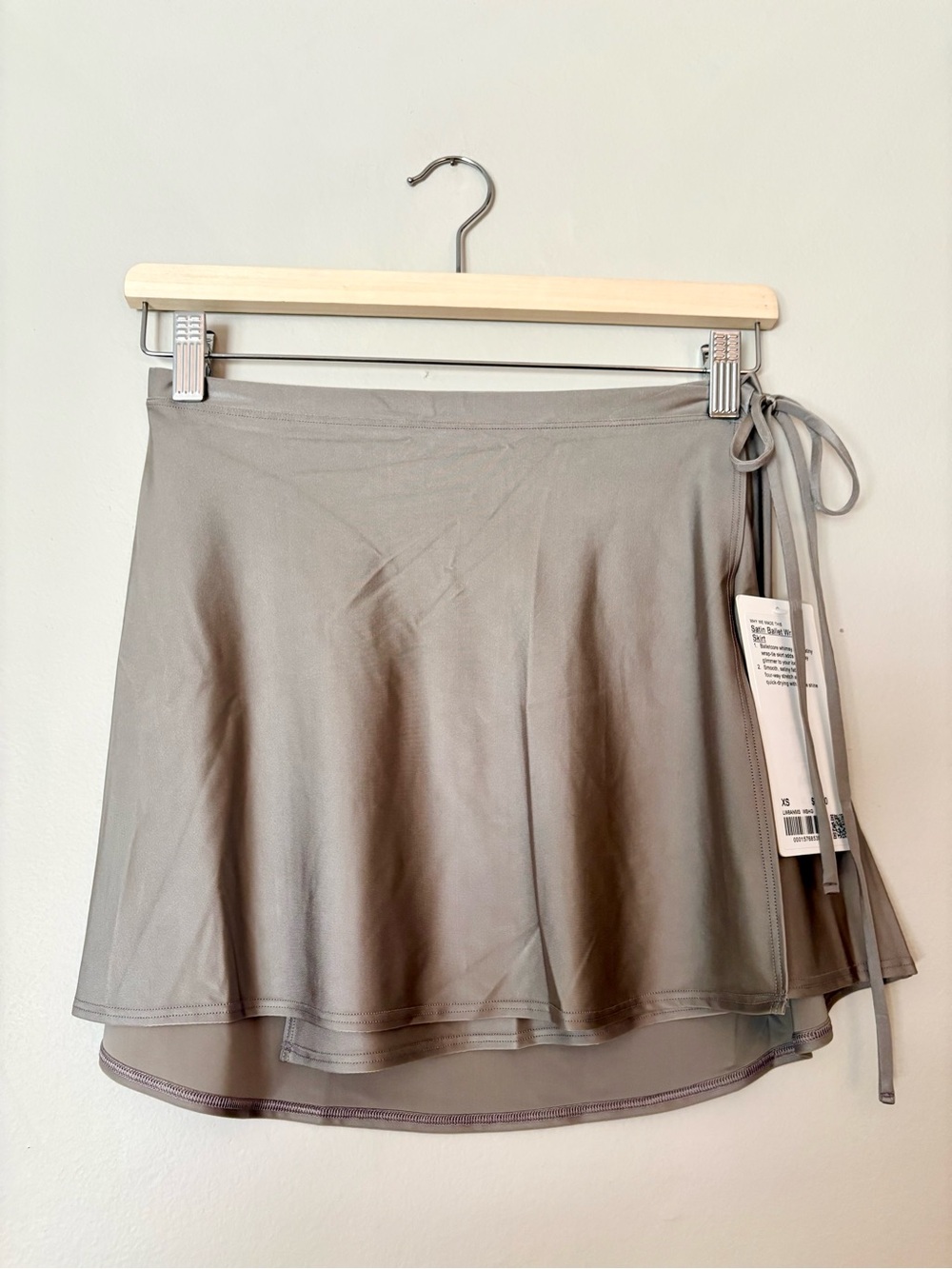 Lululemon Satin Ballet Wrap Tie-Waist Skirt Sz XS